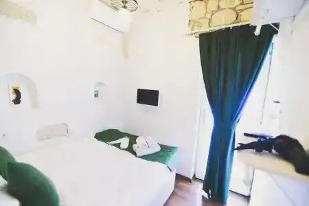 Zübeyde Hanım Alaçatı - 12