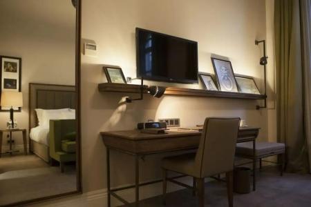 The Bank Istanbul - 12