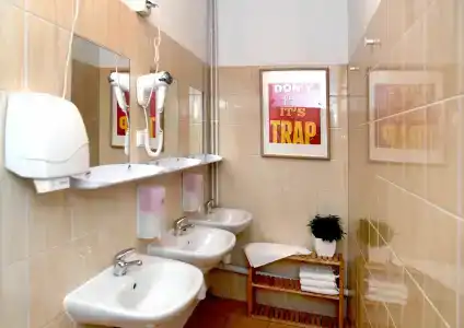 Warsaw Hostel Centrum - 9