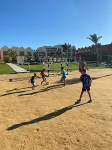 Titanic Palace - Families and Couples only - 35