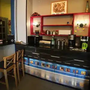 SubWay Hostel - 3