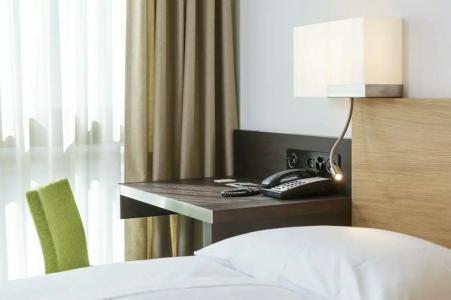 Züri by Fassbind - 6