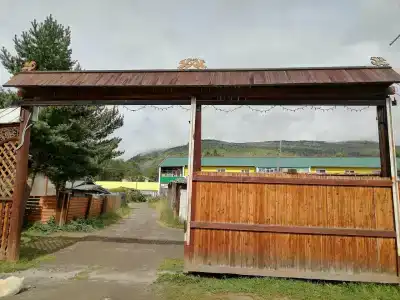 Эссо-Тур - 25