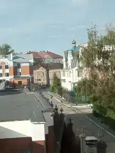 Кремлевский - 25