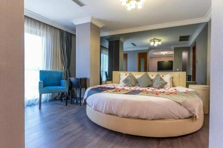 Residence - 40