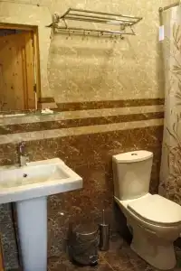 Kirch & Restaurant - 9