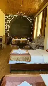 Kirch & Restaurant - 13