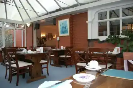 Chester House - 3