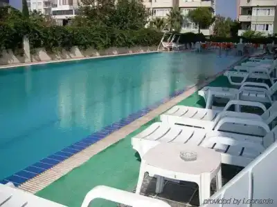 Kristal Beach - 7