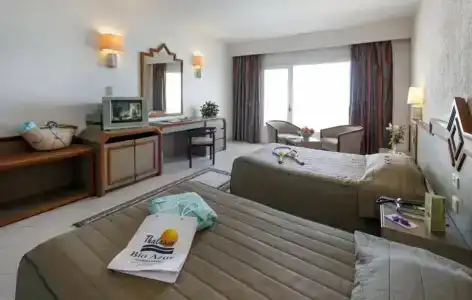 Hôtel Sol Azur Beach - 10