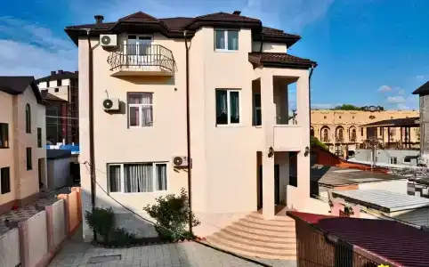Лиза - 0
