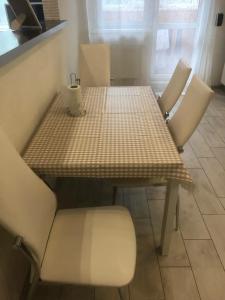 Дизайнерские апартаменты в доме бизнес-класса в Московском районе - 11