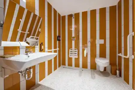 Bazzar Boutique - 32