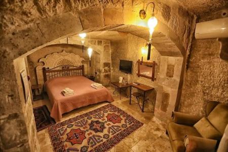 The Dorm Cave By Travellers - 28