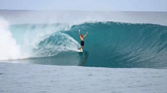 Batuta Maldives Surf View - 42