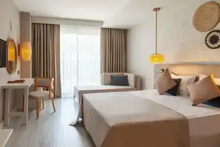 Side Royal Palace - 9