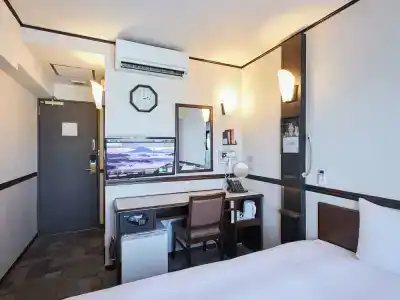 Toyoko Inn Tokyo Ueno Tawaramachi eki - 13