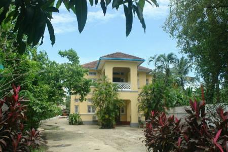 Golden Guest Inn - 44