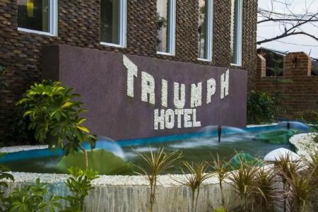 Triumph Mandalay - 3