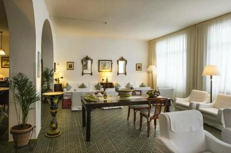 Bellevue Suite - 52