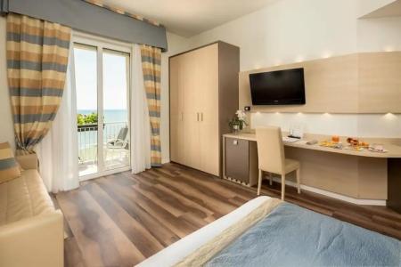 Best Western Plus Tigullio Royal - 43