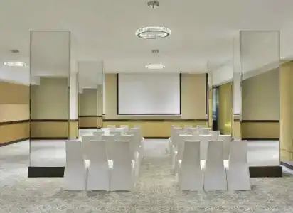 Courtyard by Marriott Chennai - 69