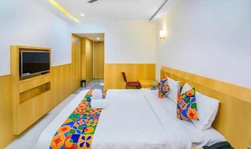 FabExpress Picnic Plaza Mylapore - 31