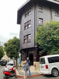 Emine Sultan - 38