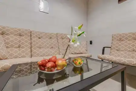 Замок на Никольской - 27