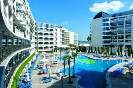 Chaika Beach Resort – All Inclusive - 32