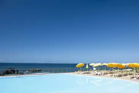 Orca Praia - 5