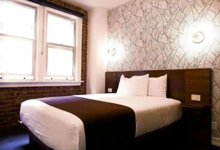 H by H Hospitality - 26