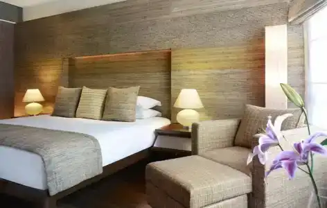 President - Ihcl Seleqtions - 90