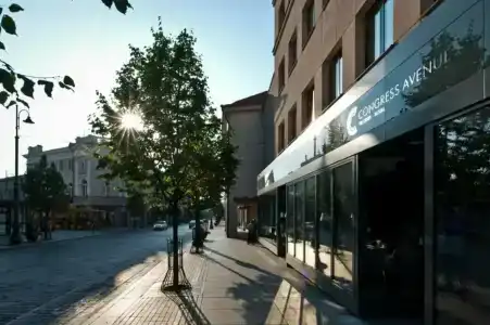 Congress Avenue - 45