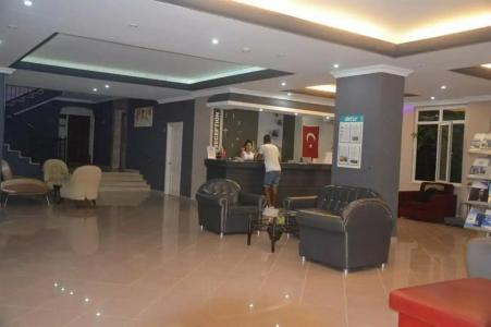 Rose Garden Apart - 23