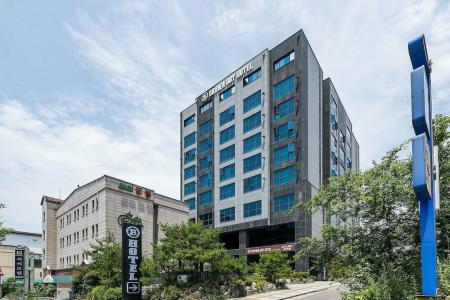 Brown Dot Incheon Songdo - 1