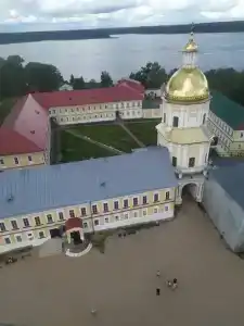 Монастырская гостиница - 19