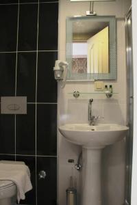 Nagehan Old City - 84