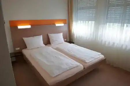 Greet Darmstadt - an Accor - - 75