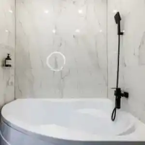 на Новомосковской, 14 - 82