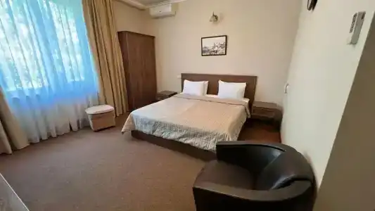 Адмирал - 44