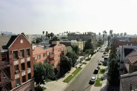 H by H Hospitality - 4