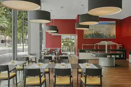 Four Points by Sheraton Barcelona Diagonal - 24