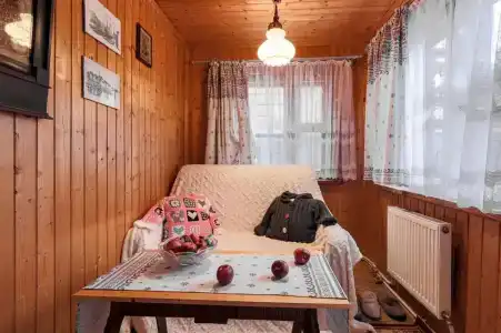 Монастырская изба - 33