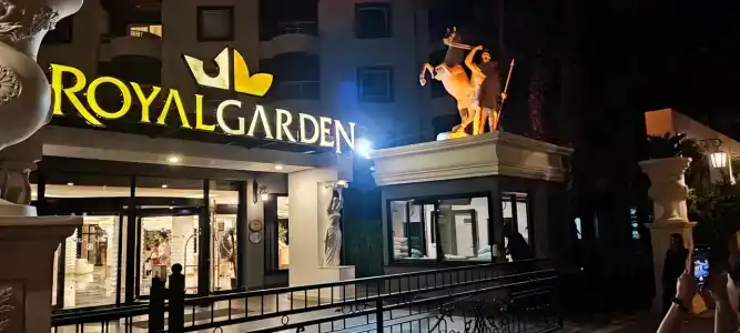 Royal Garden Beach - 75