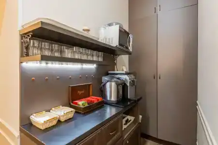 Lotman Boutique - 20