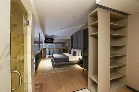 Broyt Suites - 42