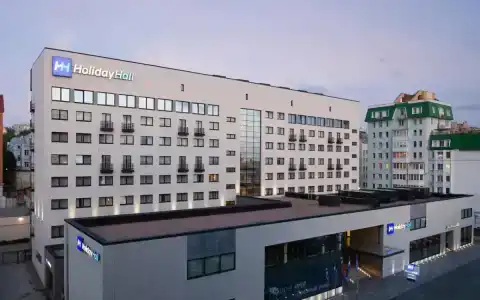 Холидэй Инн - 0
