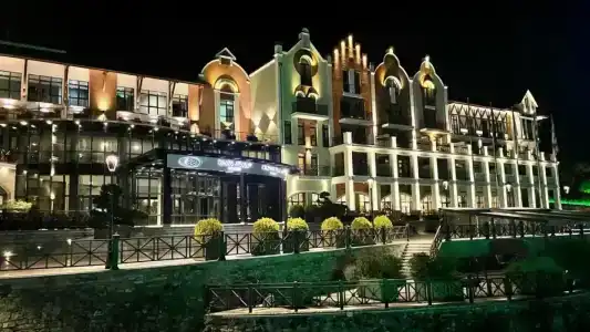 Crowne Plaza - Borjomi, An Ihg - 0