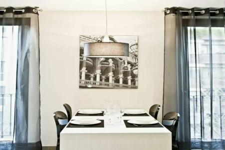 Up Suites Bcn - 13